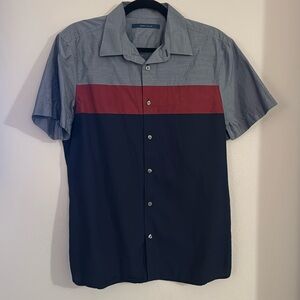 Medium Perri Ellis button shirt